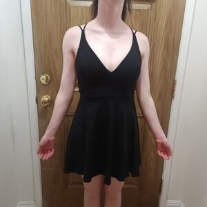 Elegant Black Sleeveless Dress